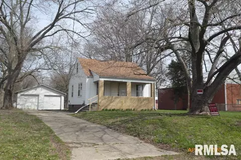 2401 Richards Ln, Springfield, IL 62702 photo 1