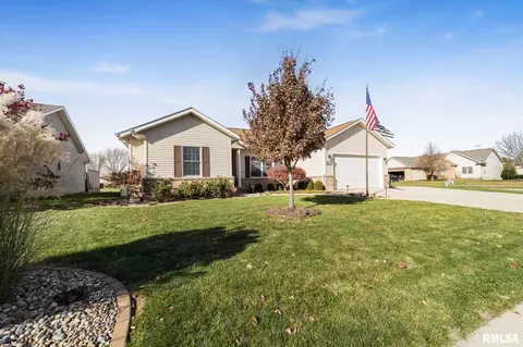 2901 Summerwood Dr, Springfield, IL 62712 photo 3