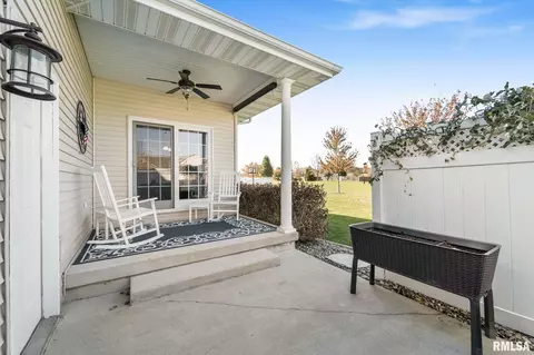 2901 Summerwood Dr, Springfield, IL 62712 photo 11