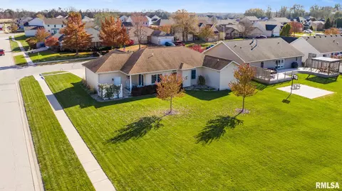 2901 Summerwood Dr, Springfield, IL 62712 photo 7