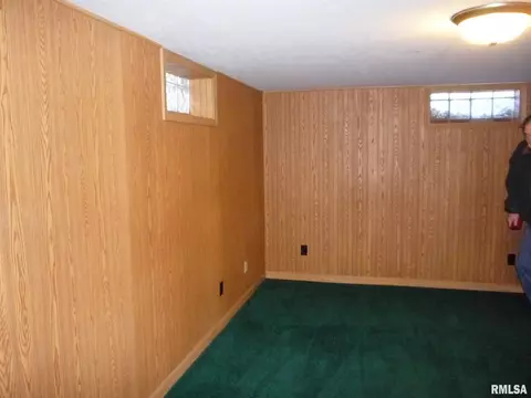 1404 Mossman Ave, Springfield, IL 62702 photo 21