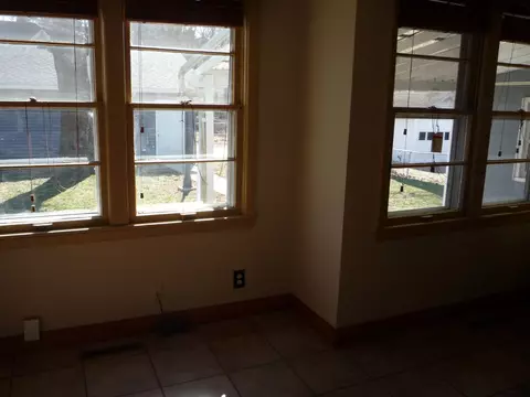 1404 Mossman Ave, Springfield, IL 62702 photo 4