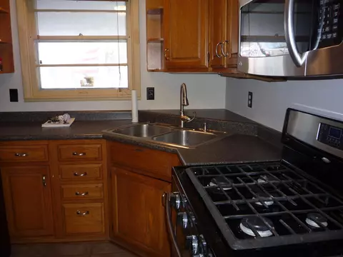 1404 Mossman Ave, Springfield, IL 62702 photo 5