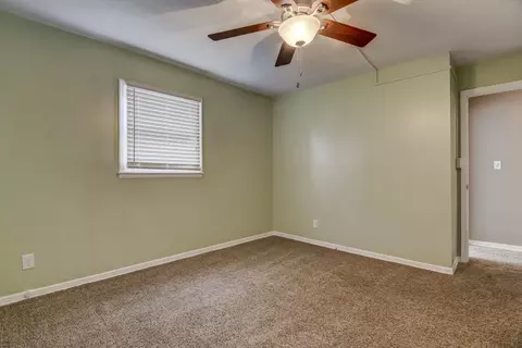 23 Danbury Dr, Springfield, IL 62704 photo 22