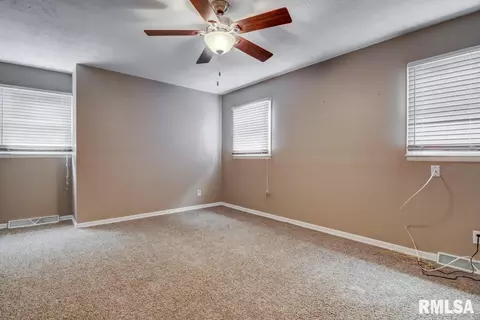 23 Danbury Dr, Springfield, IL 62704 photo 26