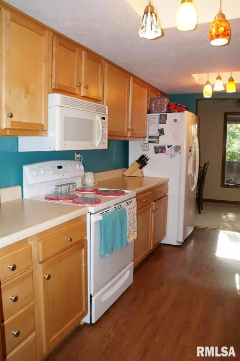 84 Country Pl, Springfield, IL 62703 photo 7