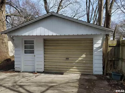 1228 N 2nd St, Springfield, IL 62702 photo 24