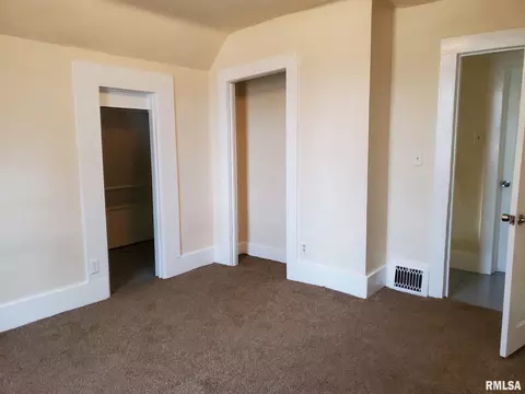 1228 N 2nd St, Springfield, IL 62702 photo 18
