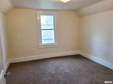 1228 N 2nd St, Springfield, IL 62702 photo 17
