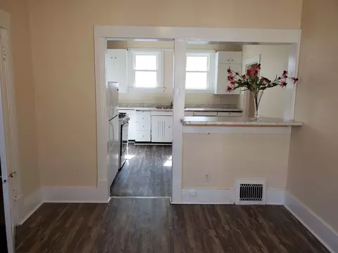1228 N 2nd St, Springfield, IL 62702 photo 14
