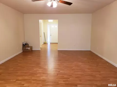 319 Bellerive Rd, Springfield, IL 62704 photo 9