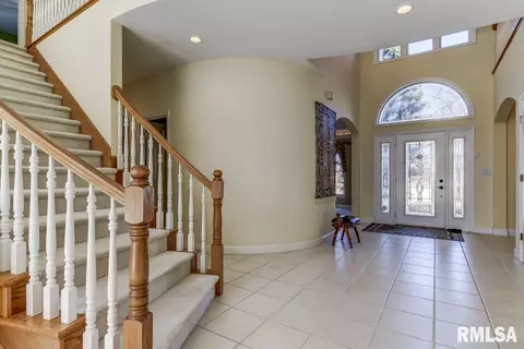 6412 Bent Tree Ct, Springfield, IL 62712 photo 2