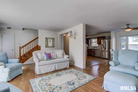 5 Pickering Ln, Springfield, IL 62712 photo 3