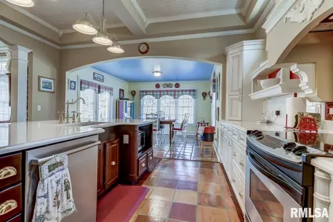 6205 Westminster Ct, Springfield, IL 62711 photo 9