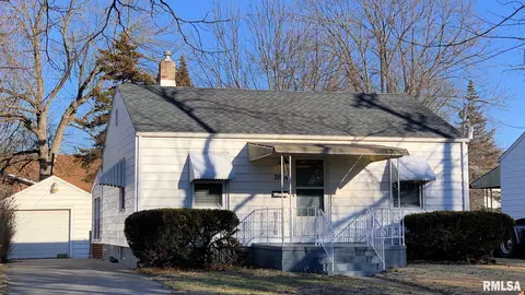 2604 S 4th St, Springfield, IL 62703 photo 1