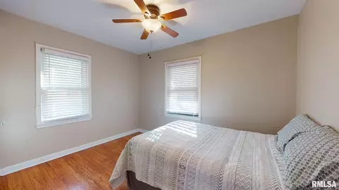 2604 S 4th St, Springfield, IL 62703 photo 5
