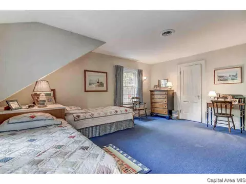 2001 Illini Rd, Springfield, IL 62704 photo 25