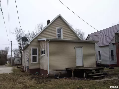 308 E Adams St, Abingdon, IL 61410 photo 4