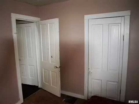 308 E Adams St, Abingdon, IL 61410 photo 12