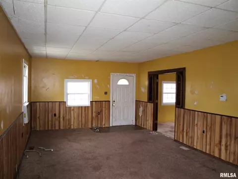 310 E Adams St, Abingdon, IL 61410 photo 7