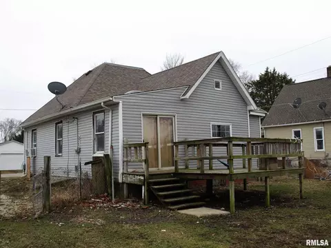 310 E Adams St, Abingdon, IL 61410 photo 5
