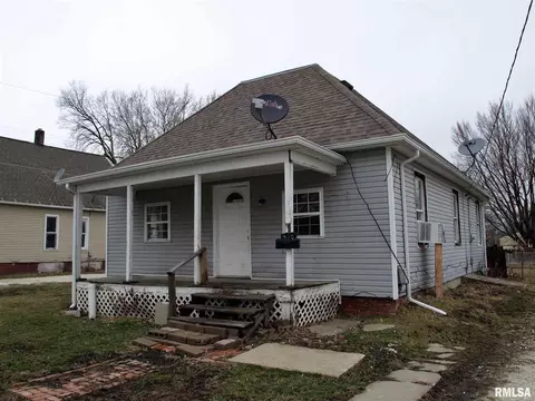 310 E Adams St, Abingdon, IL 61410 photo 1