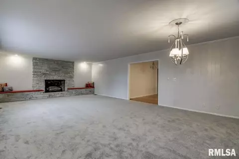 1300 W Iles Ave, Springfield, IL 62704 photo 7