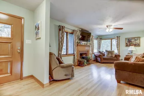 177 Circle Dr, Springfield, IL 62703 photo 3