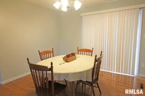 4 Acadia Ct, Springfield, IL 62712 photo 5