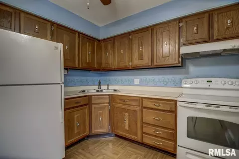 40 Cheyenne Dr, Springfield, IL 62711 photo 10