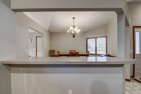 3505 Aberdeen Ct, Springfield, IL 62704 photo 7