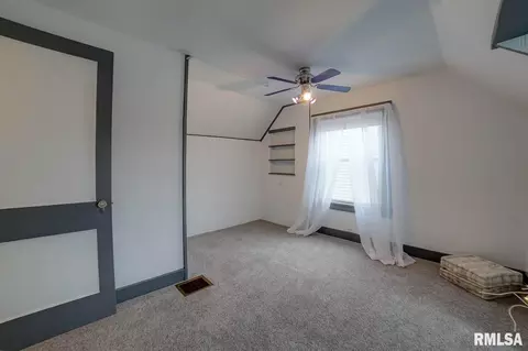 2410 S 7th St, Springfield, IL 62703 photo 39