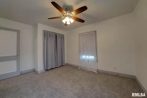 2410 S 7th St, Springfield, IL 62703 photo 12