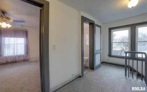 2410 S 7th St, Springfield, IL 62703 photo 32