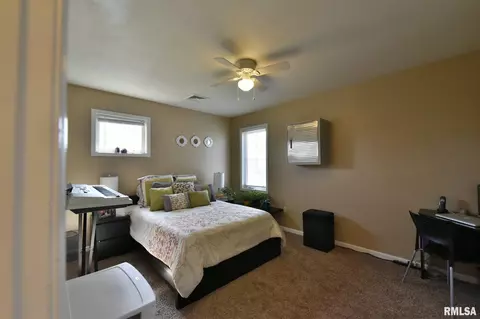 1504 E Reynolds St, Springfield, IL 62702 photo 17