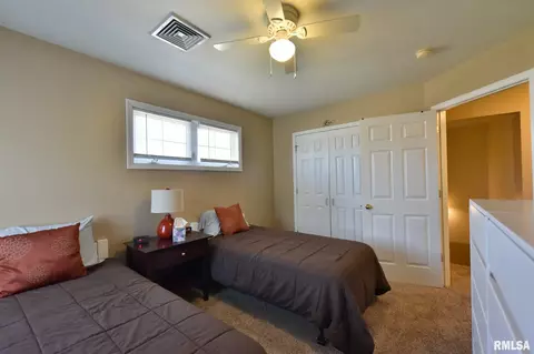 1504 E Reynolds St, Springfield, IL 62702 photo 16
