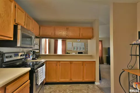 1504 E Reynolds St, Springfield, IL 62702 photo 13