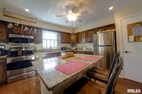 2704 Arrowhead Dr, Springfield, IL 62702 photo 18