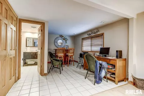 2429 Churchill Rd, Springfield, IL 62702 photo 27