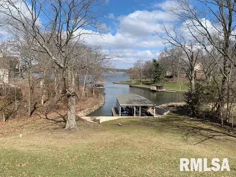 17 Forest Ridge Ln, Springfield, IL 62712 photo 9