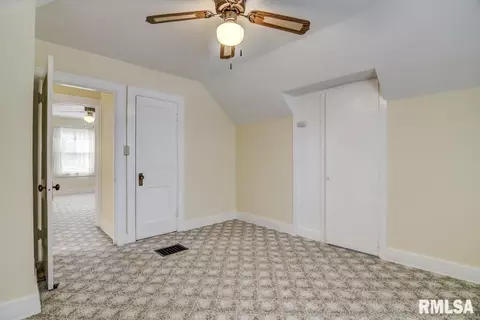 632 E Main St, Rochester, IL 62563 photo 25
