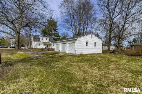 632 E Main St, Rochester, IL 62563 photo 38