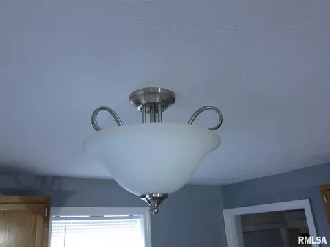 1921 N 22nd St, Springfield, IL 62702 photo 11