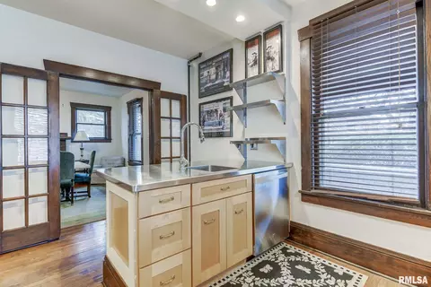 1708 S 7th St, Springfield, IL 62703 photo 9