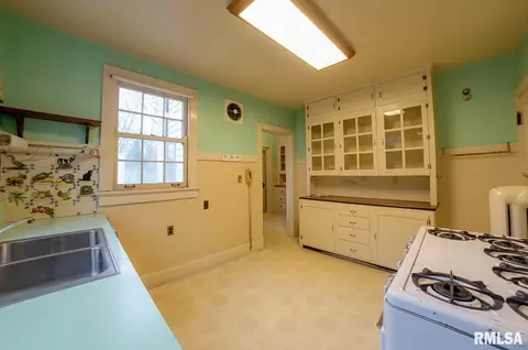 1400 Bates Ave, Springfield, IL 62704 photo 32