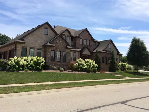 2216 Wydown Ave, Springfield, IL 62704 photo 1