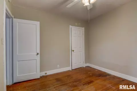 519 E Ash St, Springfield, IL 62703 photo 15