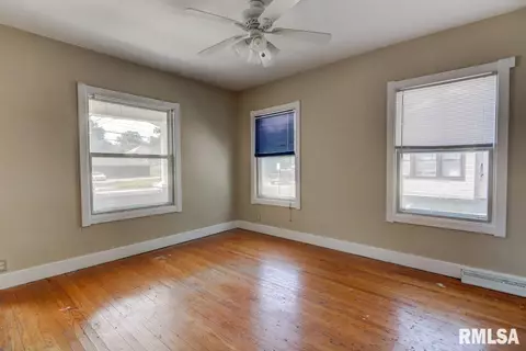 519 E Ash St, Springfield, IL 62703 photo 13