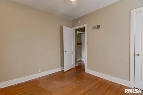 519 E Ash St, Springfield, IL 62703 photo 18
