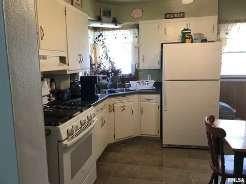 1804 E Black Ave, Springfield, IL 62702 photo 7